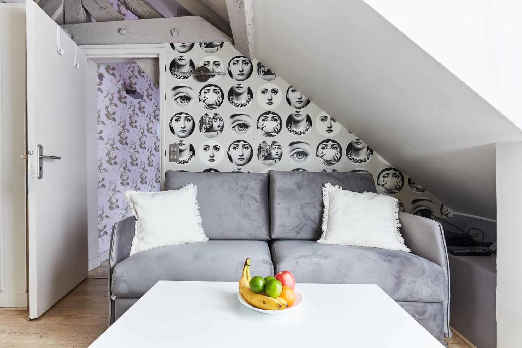Place Des Vosges - 1Br With Balcony - Cityapartmentstay Paris Exteriör bild